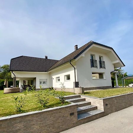 Hisa Helena Kranj Exterior foto